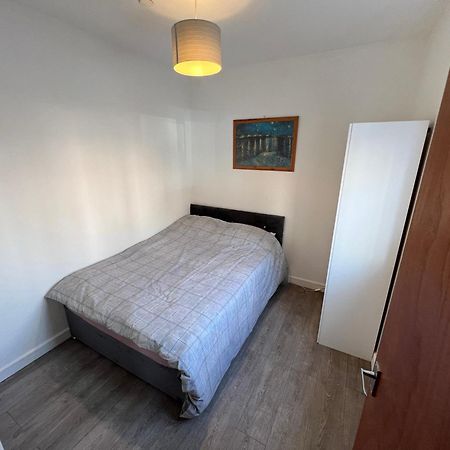 A Spacious Flat Cardiff Luaran gambar