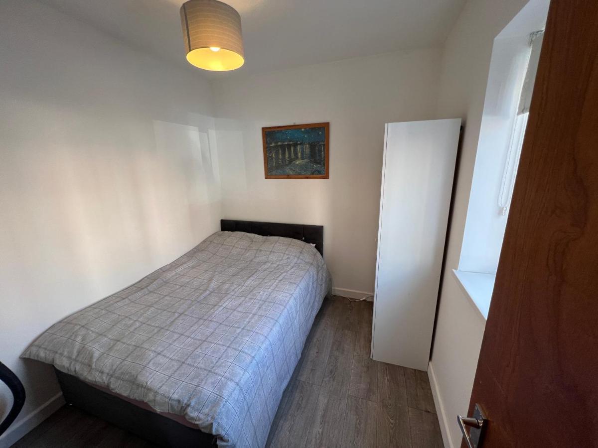 A Spacious Flat Cardiff Luaran gambar